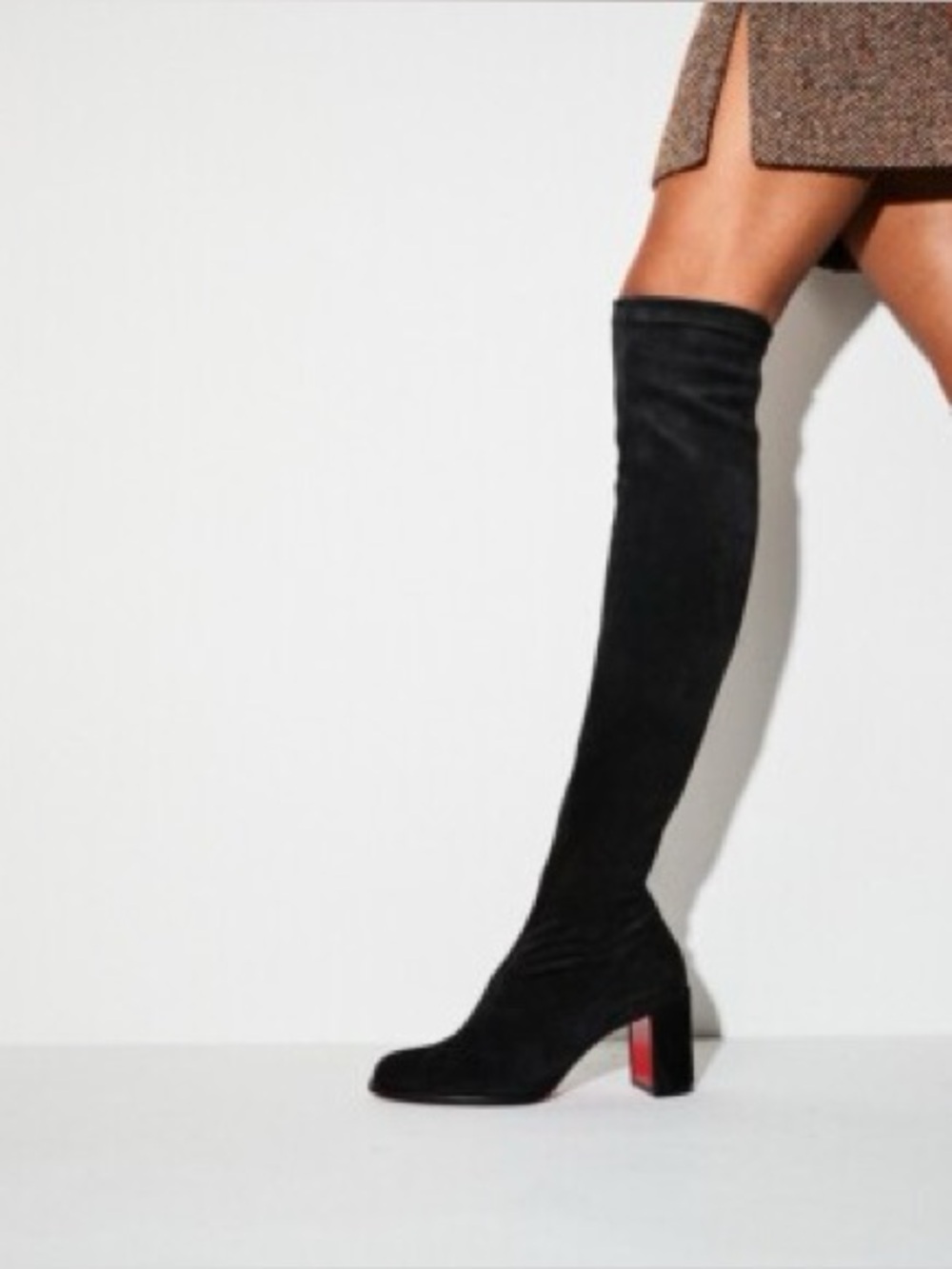 NWT Christian Louboutin Black Stretchadoxa Suede Over-the-knee Boots 70
Christia